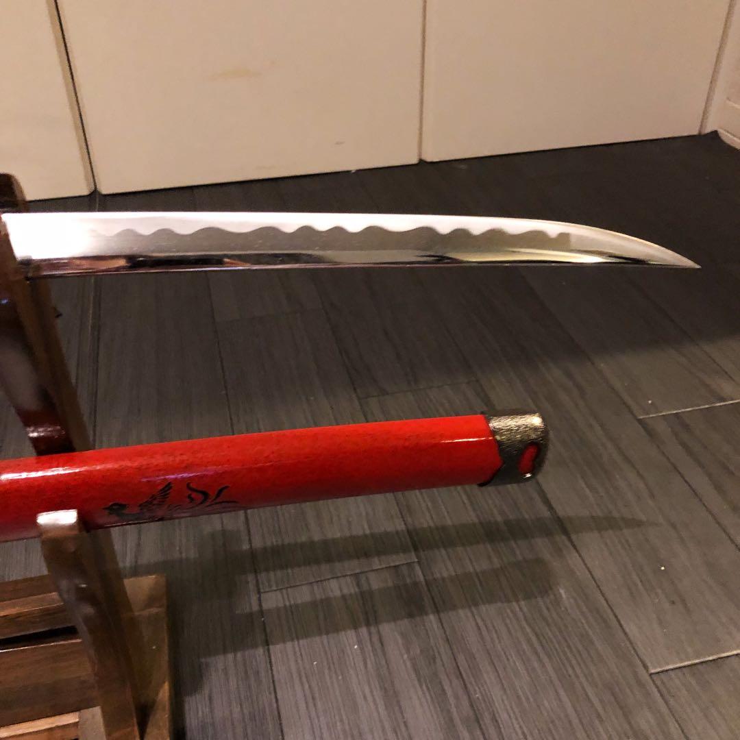高級模造刀　居合刀　優乱刃紋　朱拵え　合金刀身　紋様入り