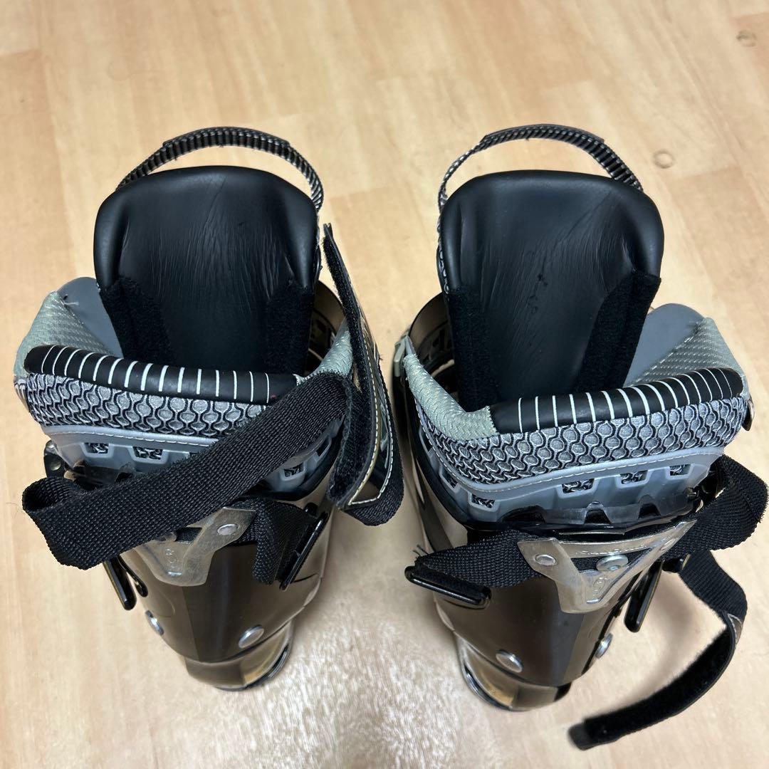 スキー用ブーツ　サロモン