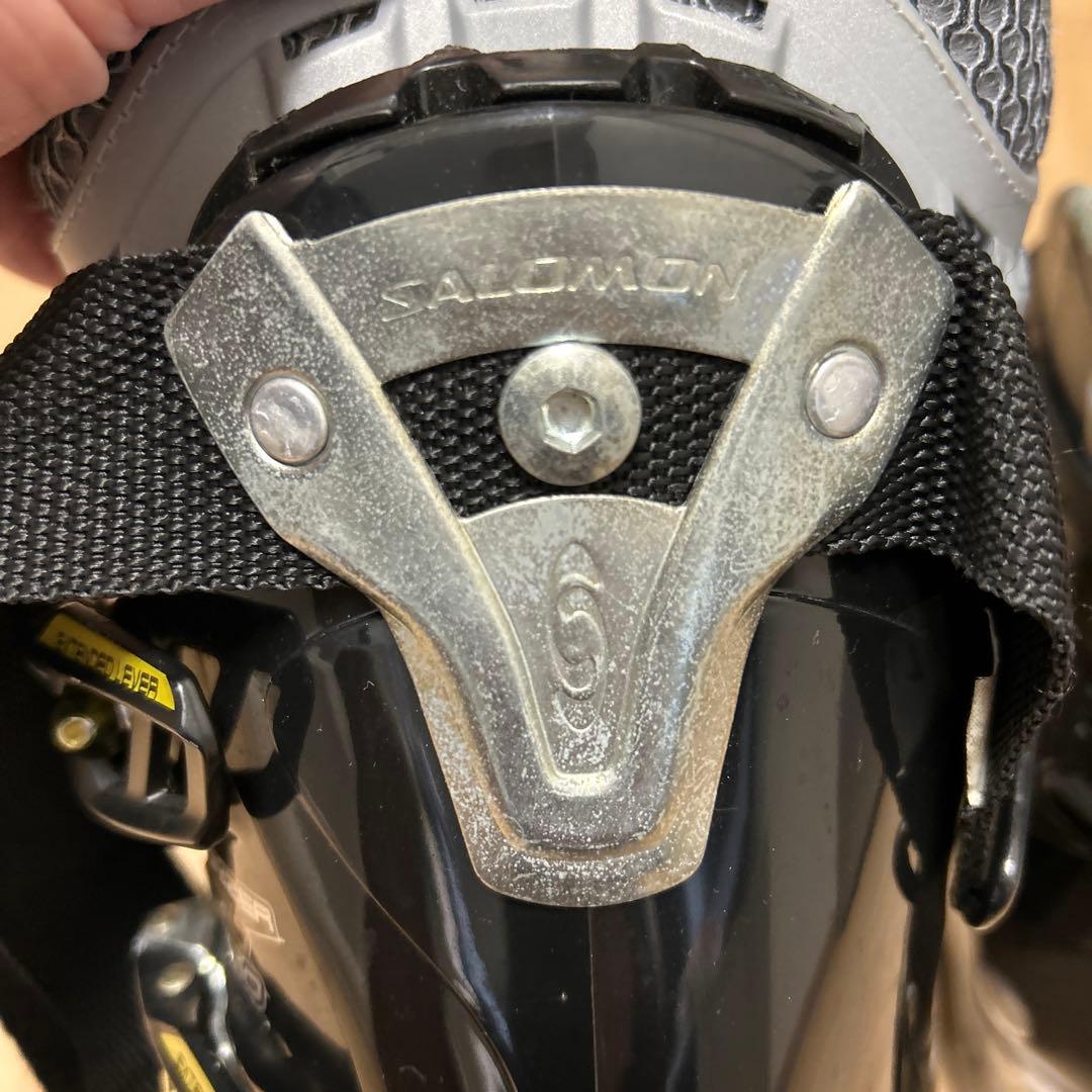 スキー用ブーツ　サロモン