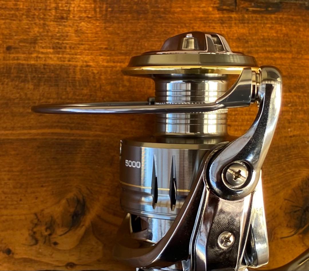 新品 スピニングリール 5000番 ショアジギング シーバス ねじ込み式