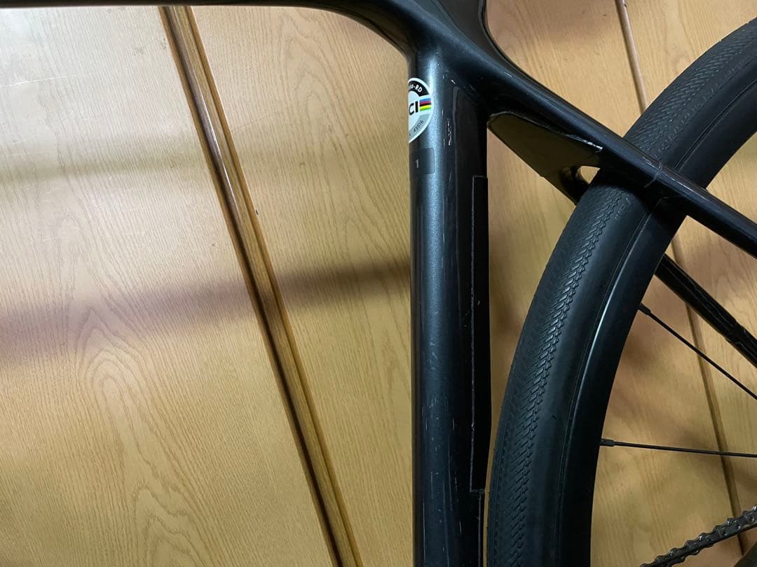 GIANT TCR ADVANCED1 DISC KOM 2022年