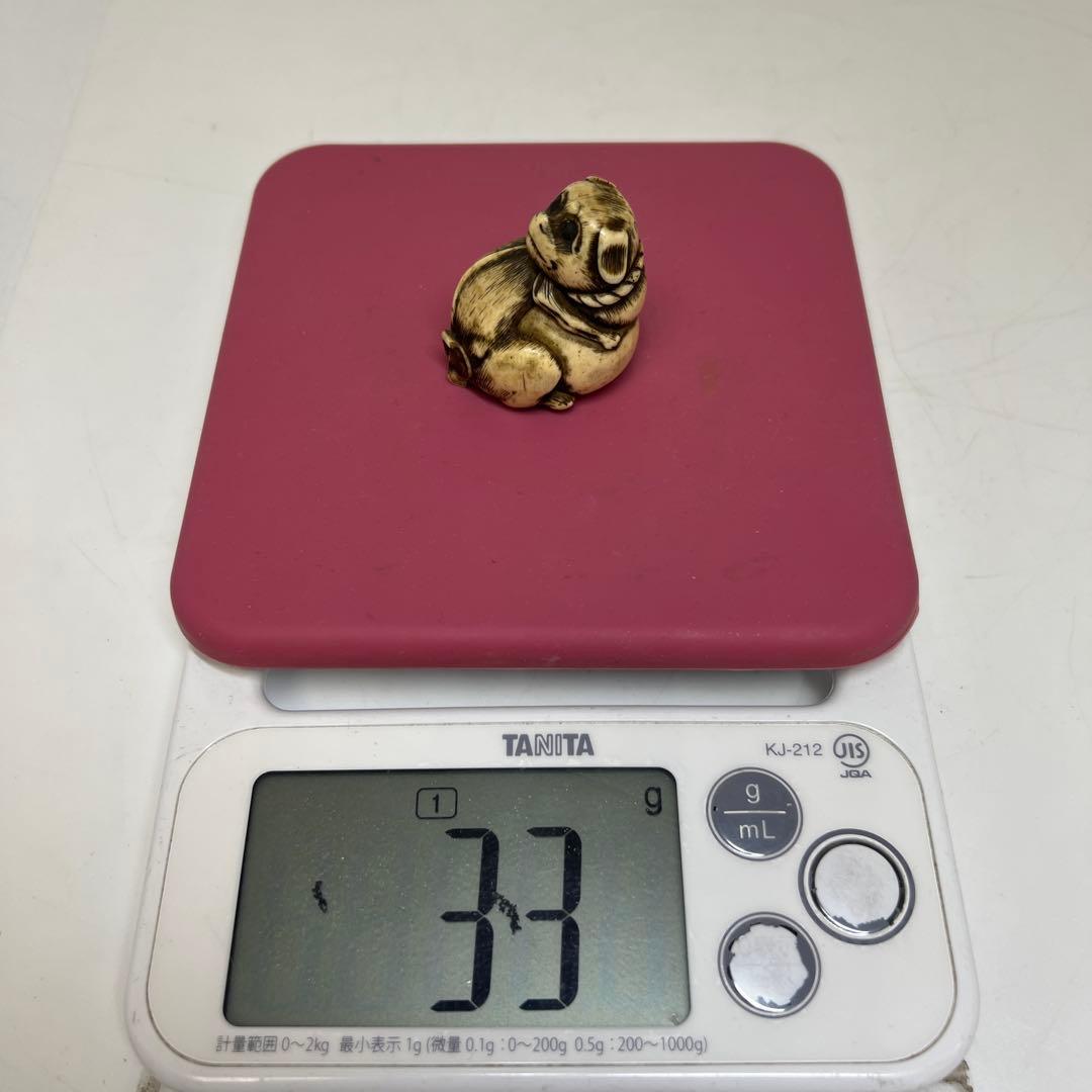 江戸時代　極上手　犬根付　33g 東Y7-1204☆2Fタカト