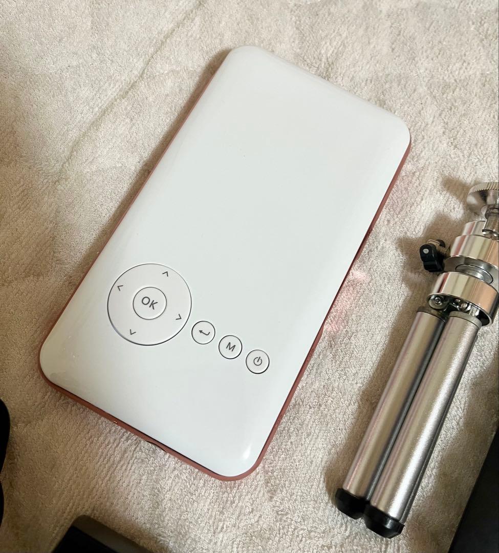 UENO-mon カベーニ　モバイルプロジェクター　T89