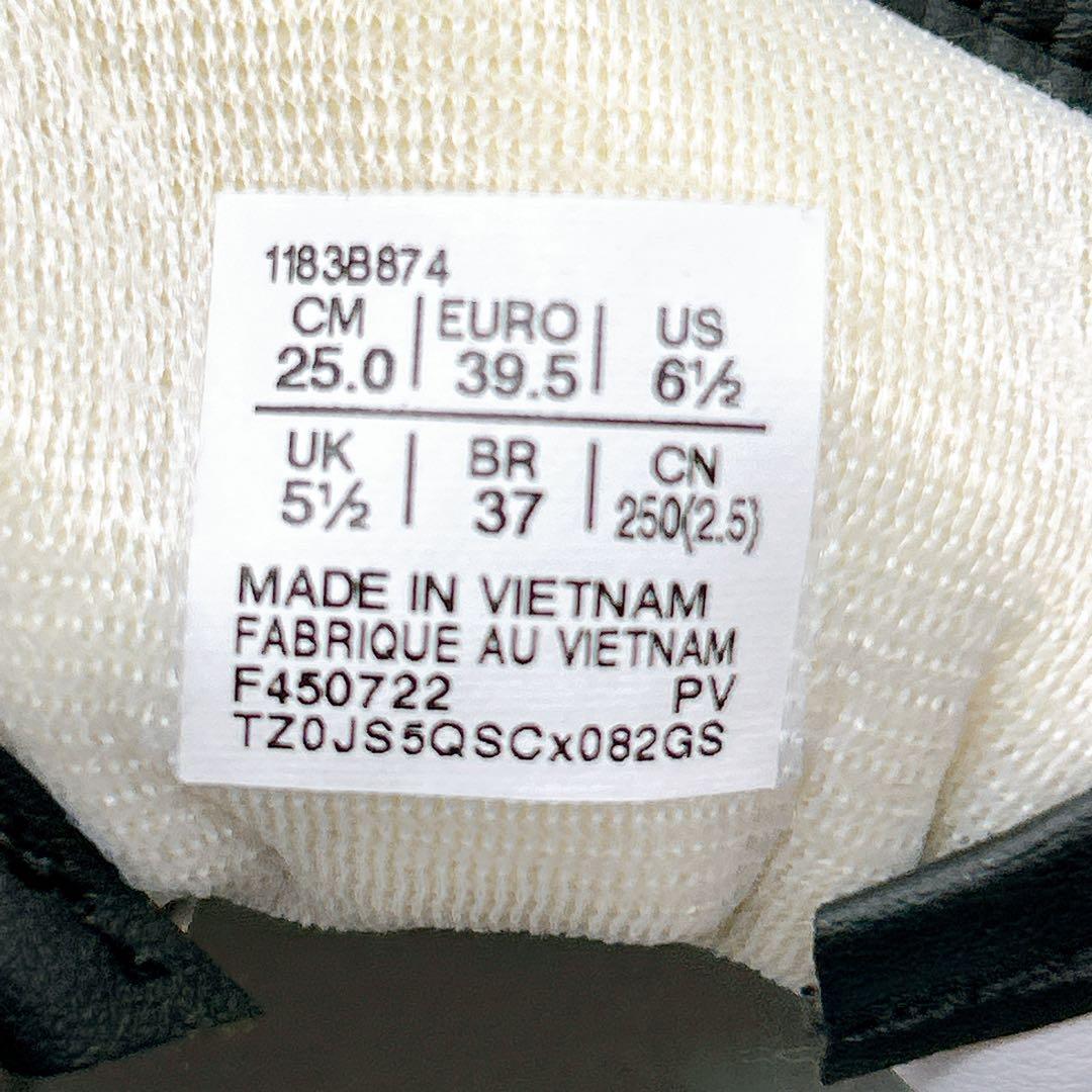 ほぼ未使用⭐️Onitsuka Tiger 25 DELECITY デレシティ