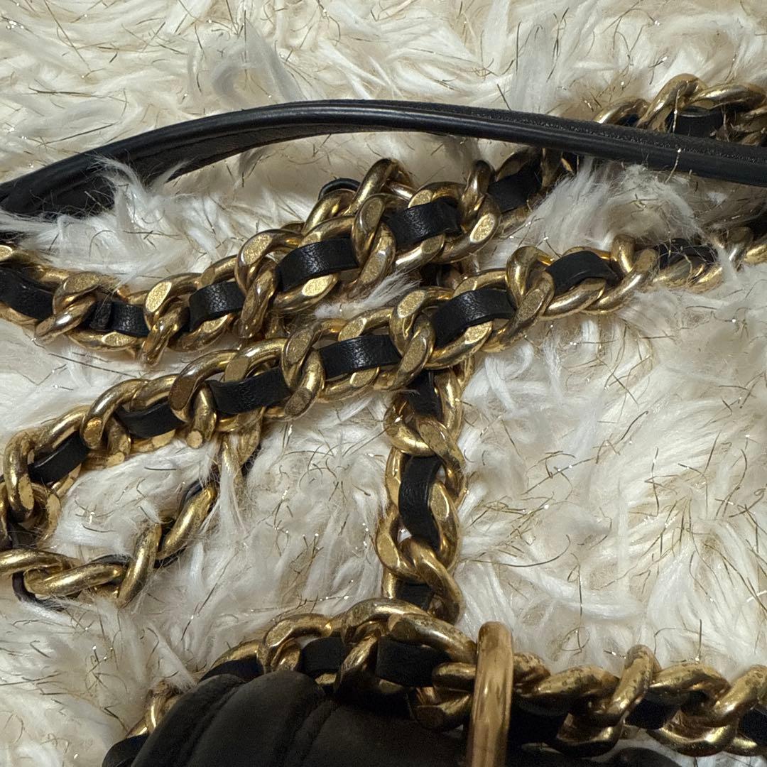 トリーバーチ　キルティング クロスボディ ゴールドチェーン ブラック