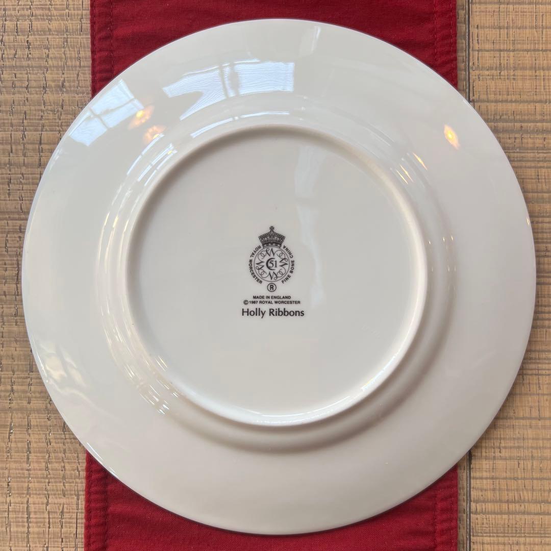  WORCESTER Holly Ribbonsサラダプレートセット