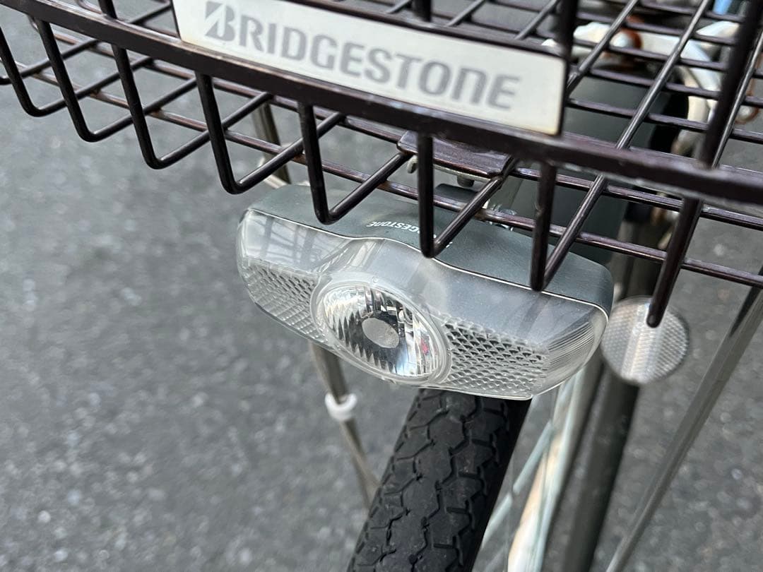 ナ*ナ様 中古美品ブリヂストンLEDオートライト自転車26インチ★マットカーキ※