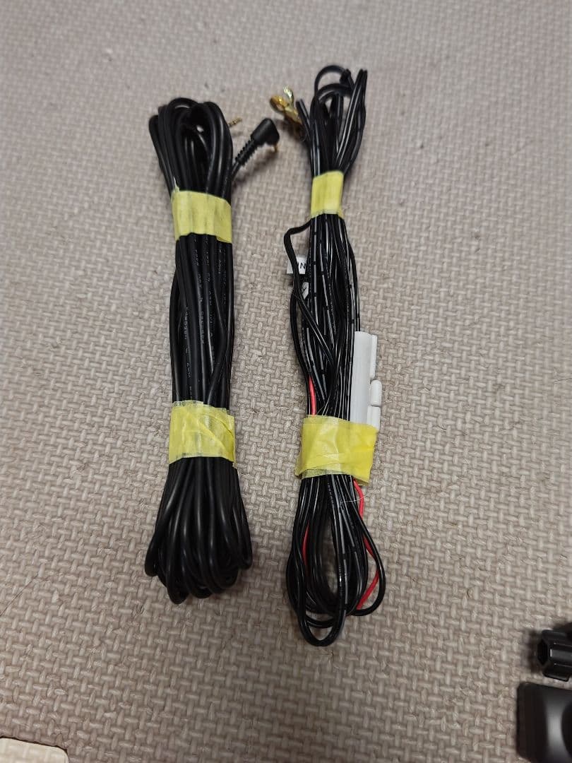 コムテックZDR 026 ドライブレコーダー 前後カメラ配線付き