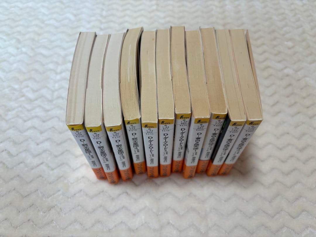 バンパイアハンターD 小説　26冊セット