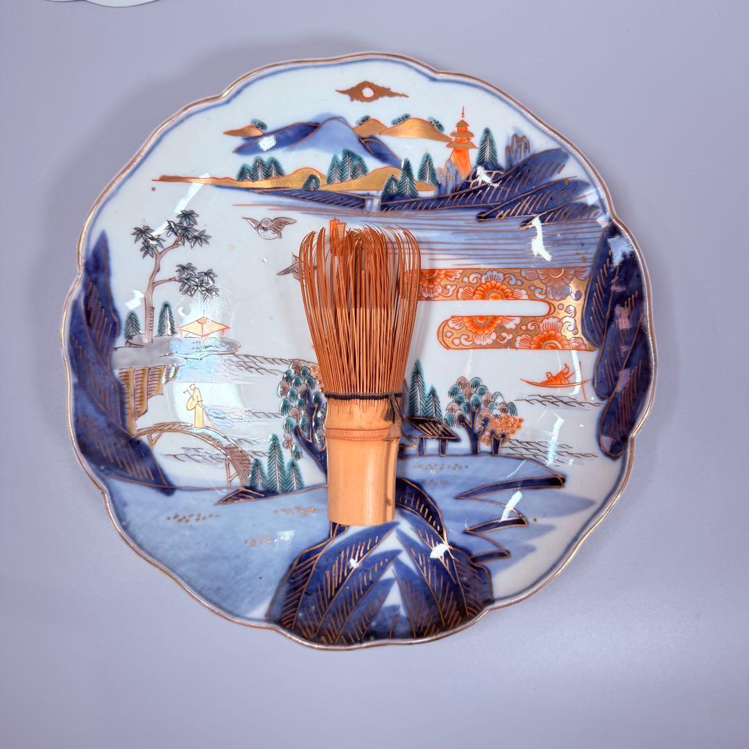 豪商家特注品 古伊万里 染錦風景画輪花型七寸皿