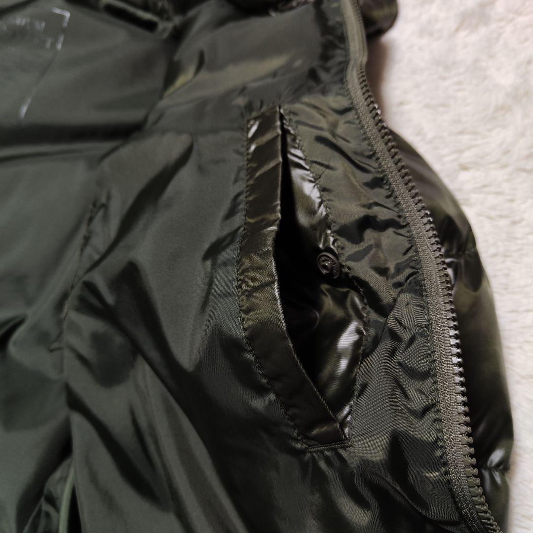 オールドユニクロ 光沢 y2k リブ ファーダウンジャケット カーキ ご覧