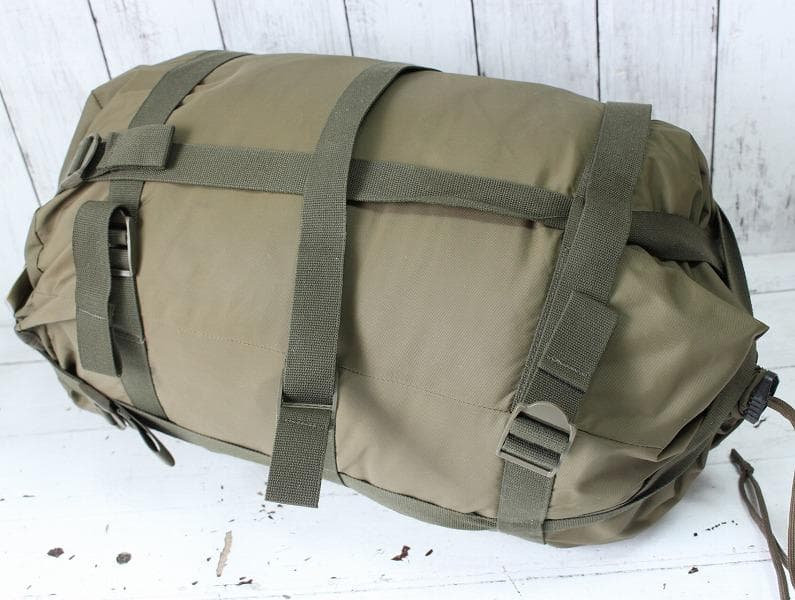 CARINTHIA Defence4 カリンシア ディフェンス4 M 185