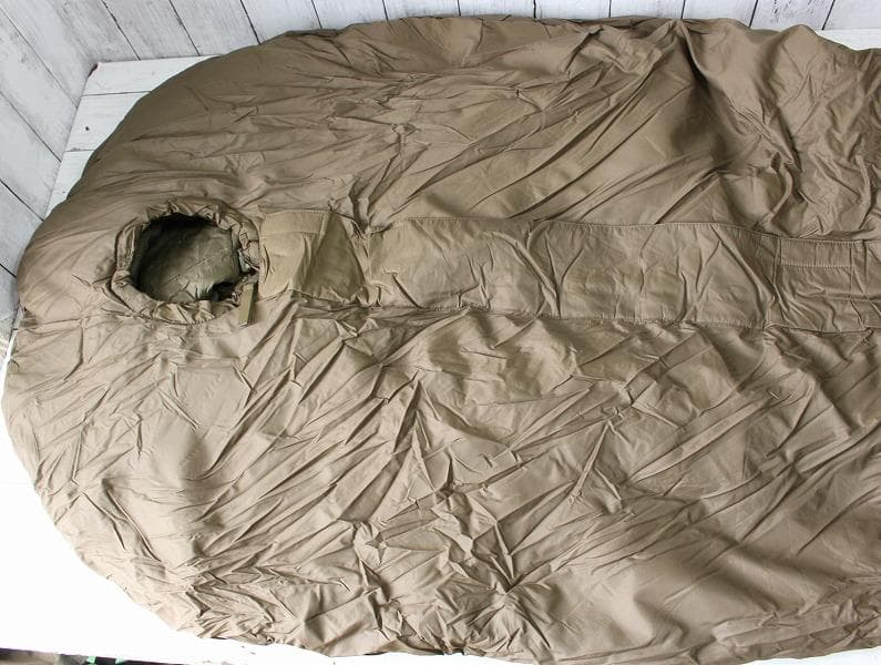 CARINTHIA Defence4 カリンシア ディフェンス4 M 185