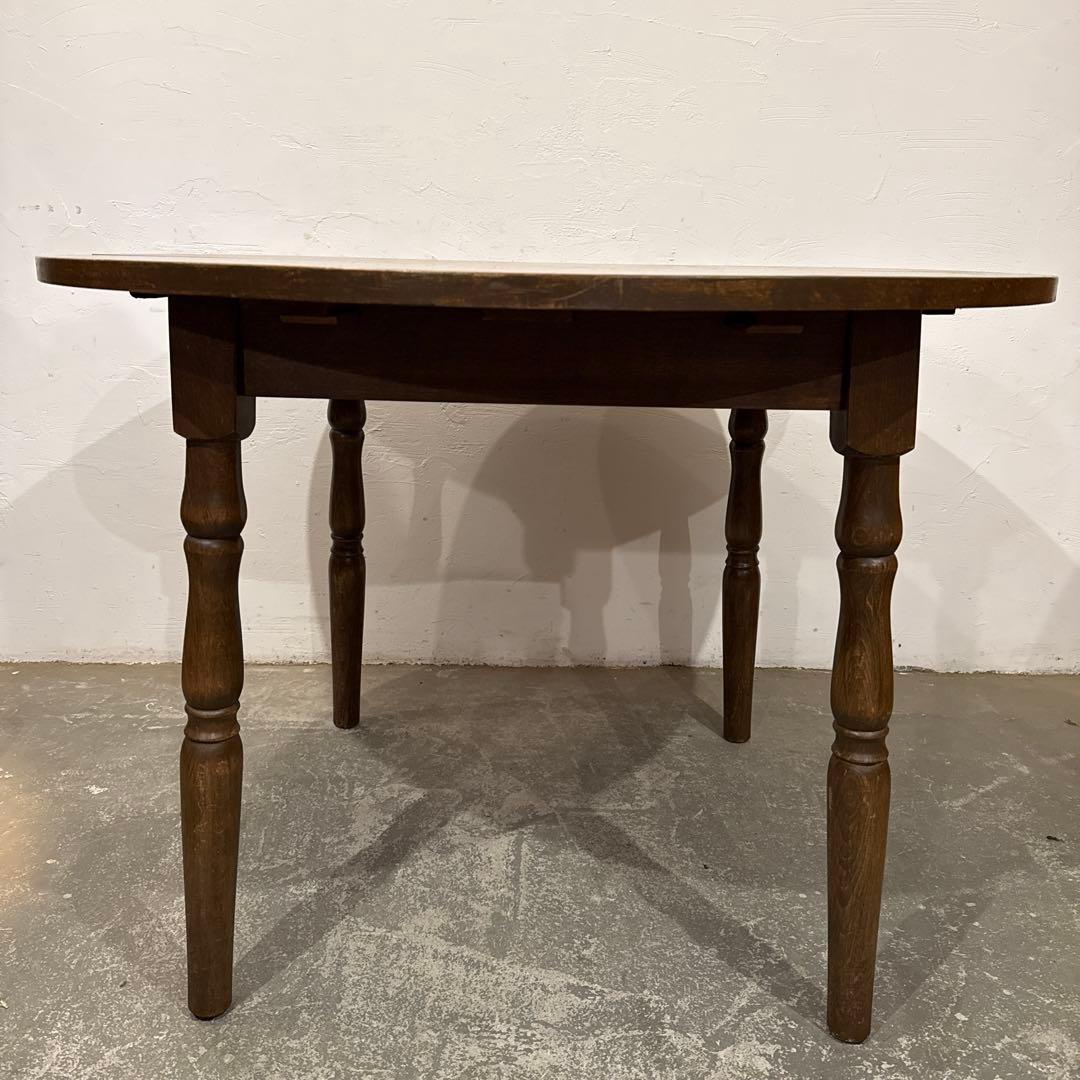 ヴィンテージ　ラウンドテーブル　ダイニングテーブル