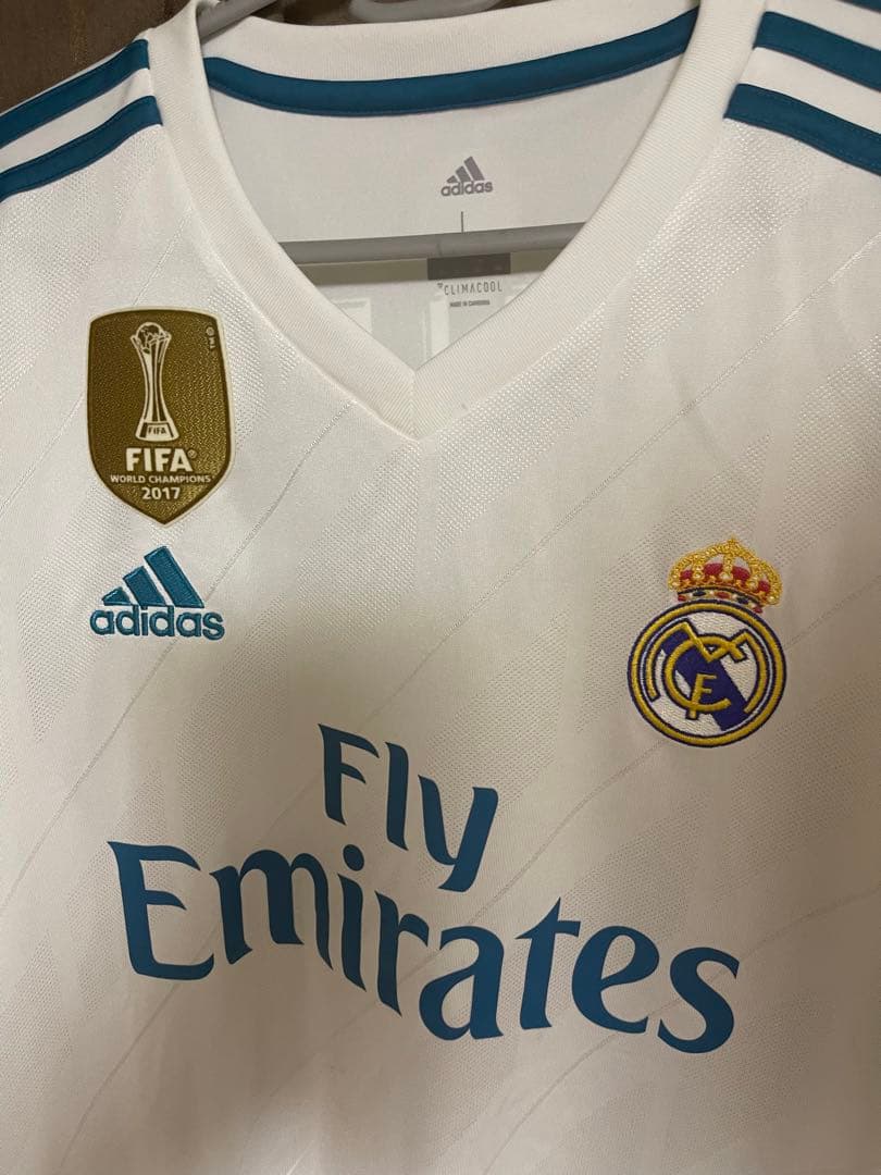 ガレス　ベイル　選手と会った　サッカー　ユニフォーム　直筆サインとお幸せに