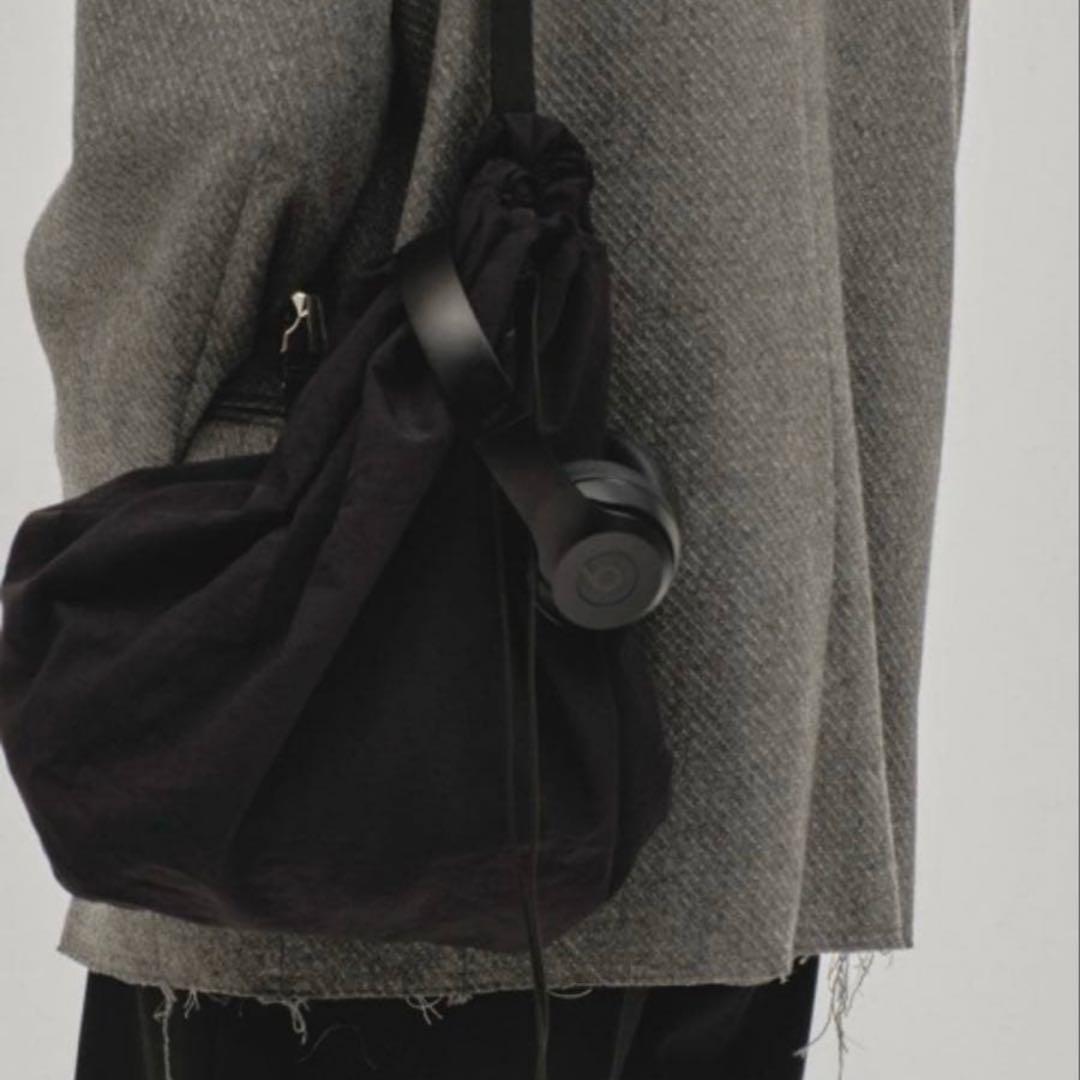 ⭐️a♡⭐️Todayful ⭐︎Nylon 黒の巾着型ショルダーバッグ