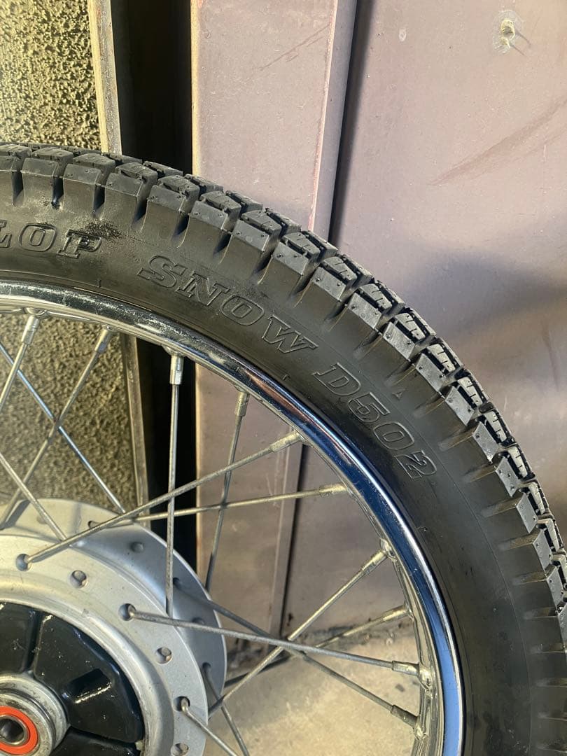 C50 AA01 プレスカブ　DUNLOP D502  & ホイール