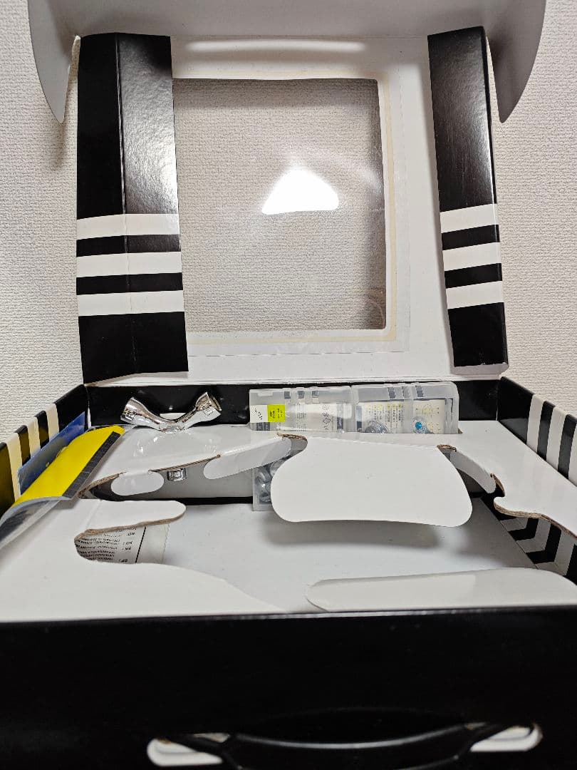 adidas F50 TUNITサッカーシューズ ホワイト/レッド 27.5cm