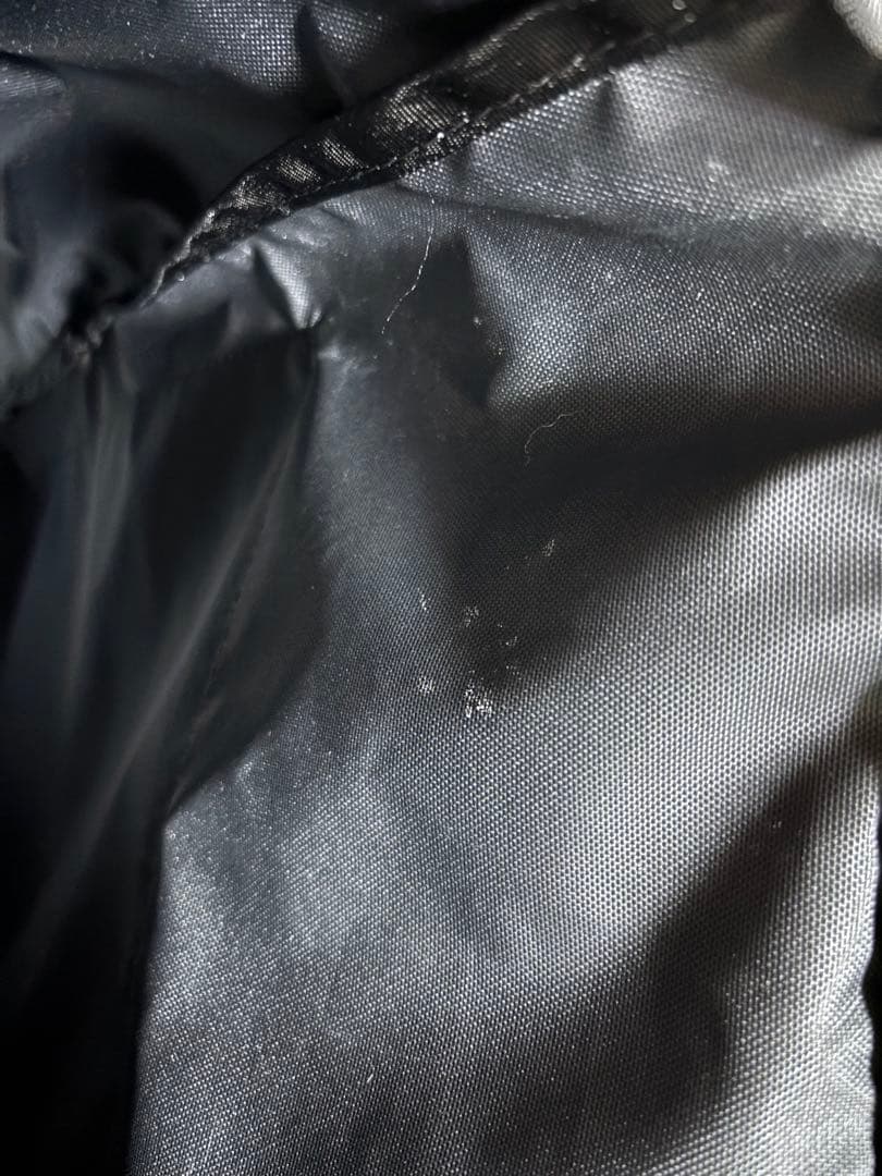 イアパピヨネ レザーコンビライトリュック（ブラック）