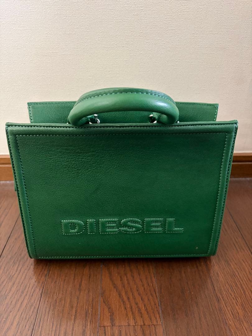 オリーブグリーン ショルダーバッグ DIESEL オリーブグリーン