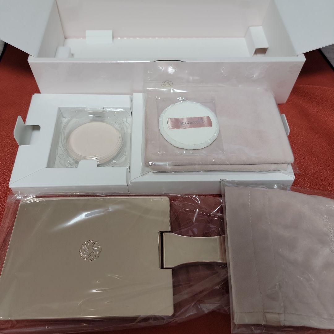 10/2のみ　コスメデコルテ　マルセルワンダースコレクションフェイスパウダーⅩⅣ