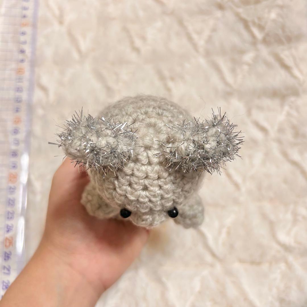 グレーの猫ちゃん 編みぐるみ 毛糸 あみぐるみ - メルカリ