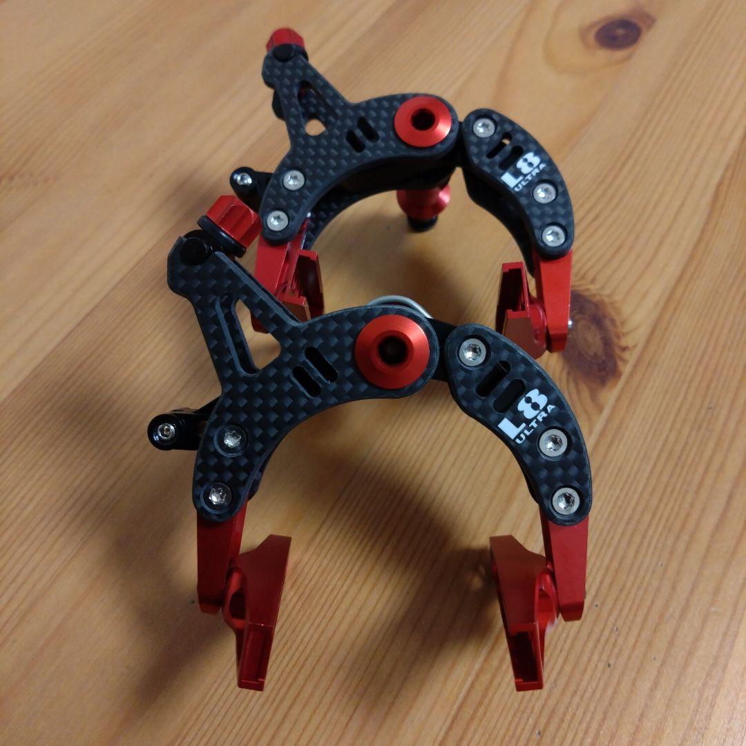 カーボンキャリパーブレーキ 赤/黒 137g