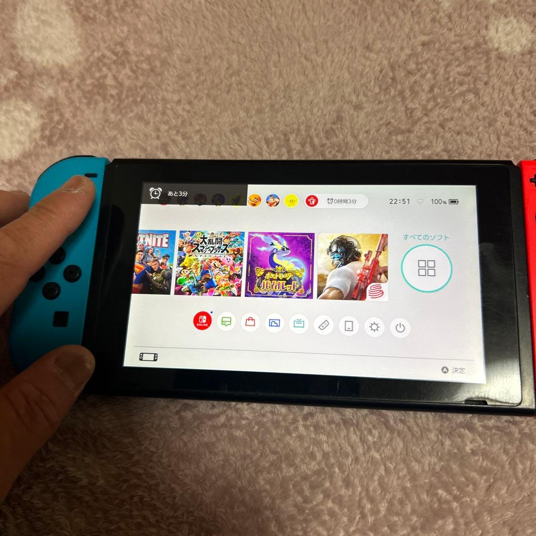 h*e様 Nintendo Switch 本体 青/赤