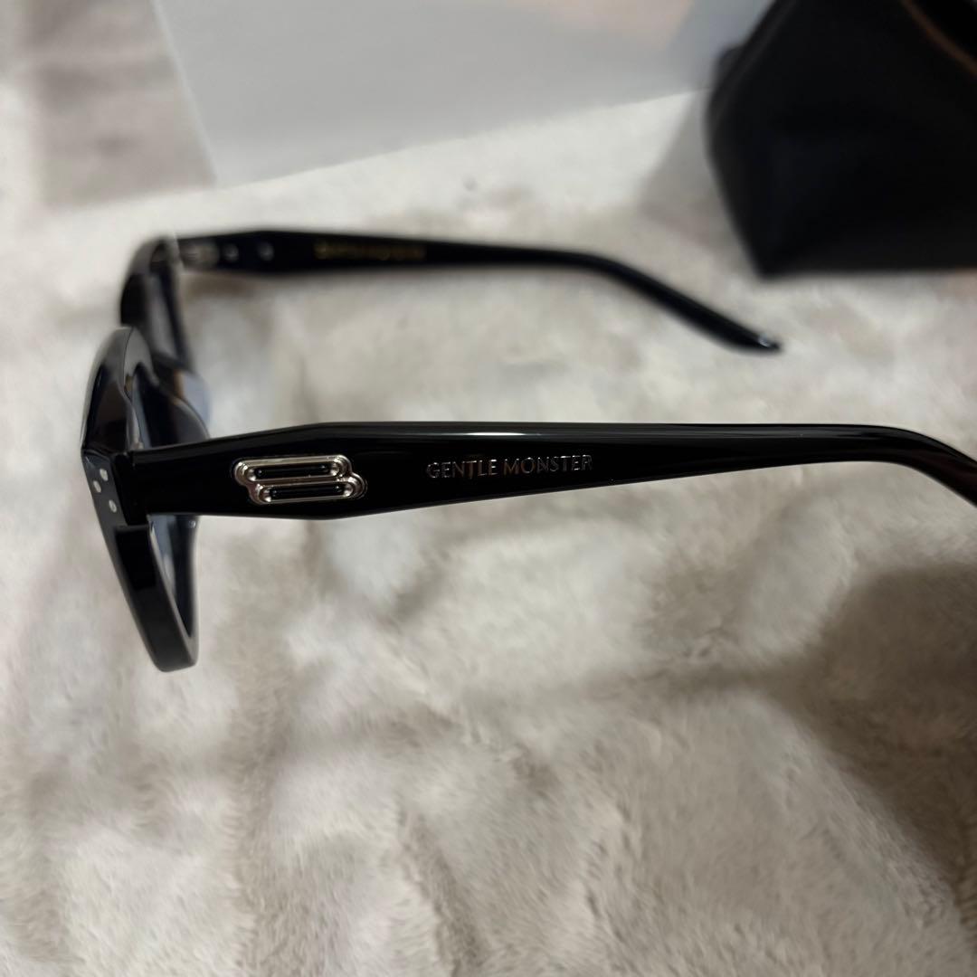 よ*ん様 Gentle Monster スクエアサングラス Hovo01