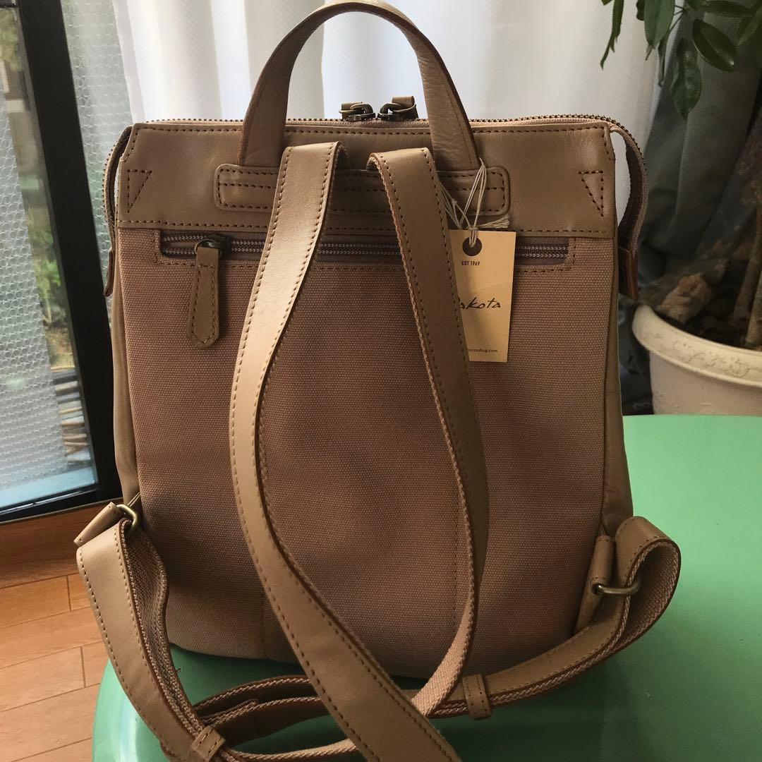 新品 ダコタ レザーリック