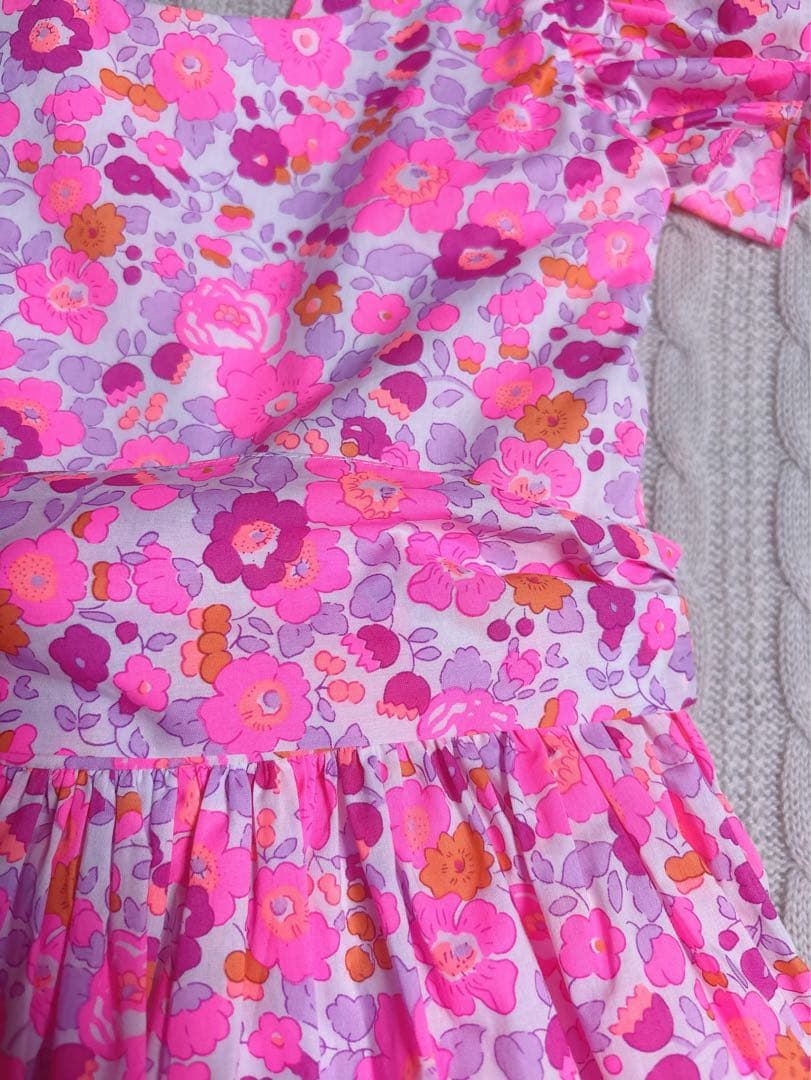 新品　Jacadi × LIBERTY 花柄　フリルスリーブ ワンピース 10A