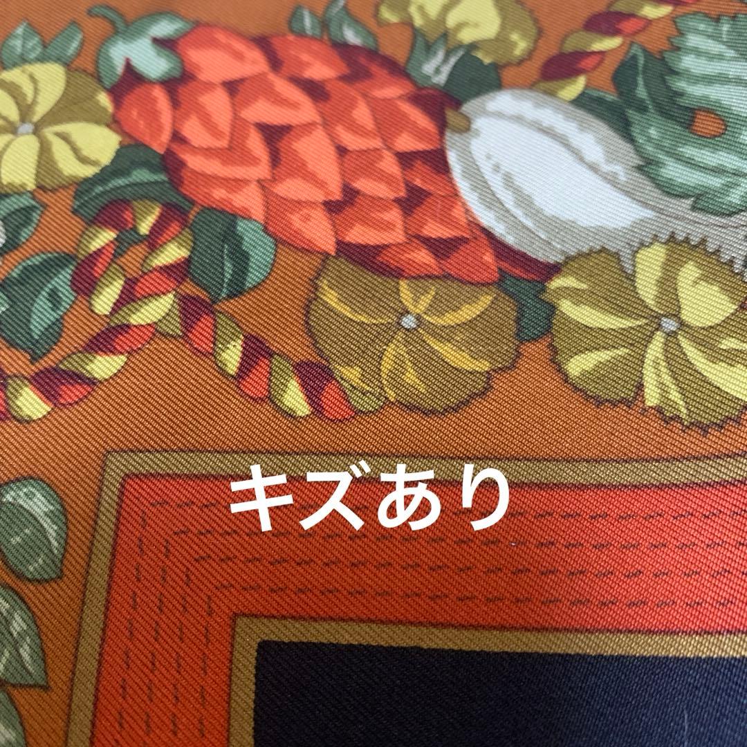 スミレ♡ 　LOEWE シルク　スカーフ 大判　総柄　花柄　イタリア製