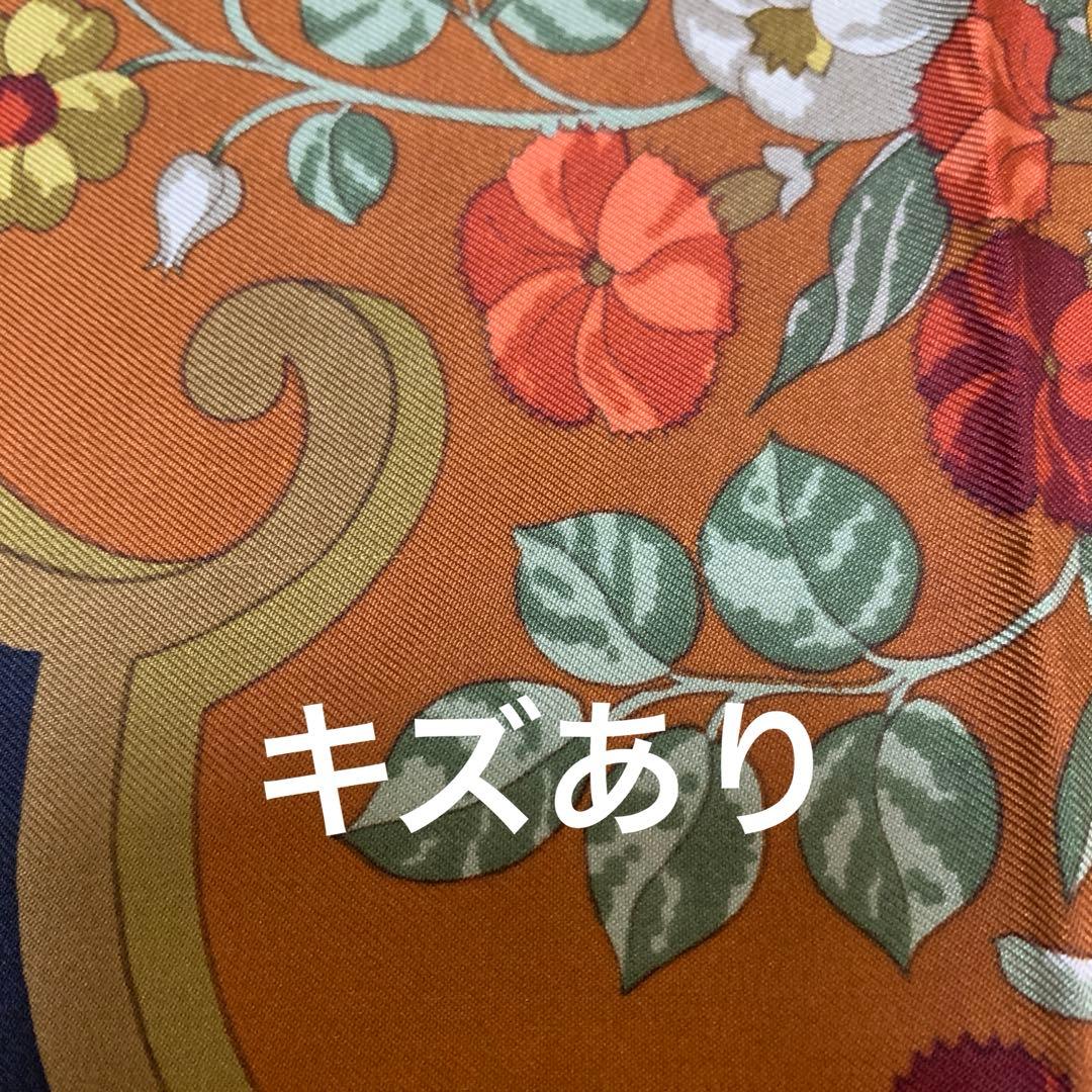 スミレ♡ 　LOEWE シルク　スカーフ 大判　総柄　花柄　イタリア製