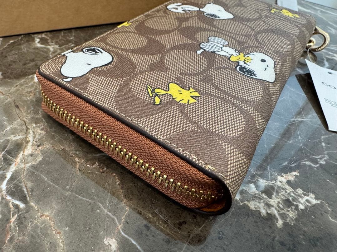 未使用★COACH スヌーピー 長財布 箱付き★