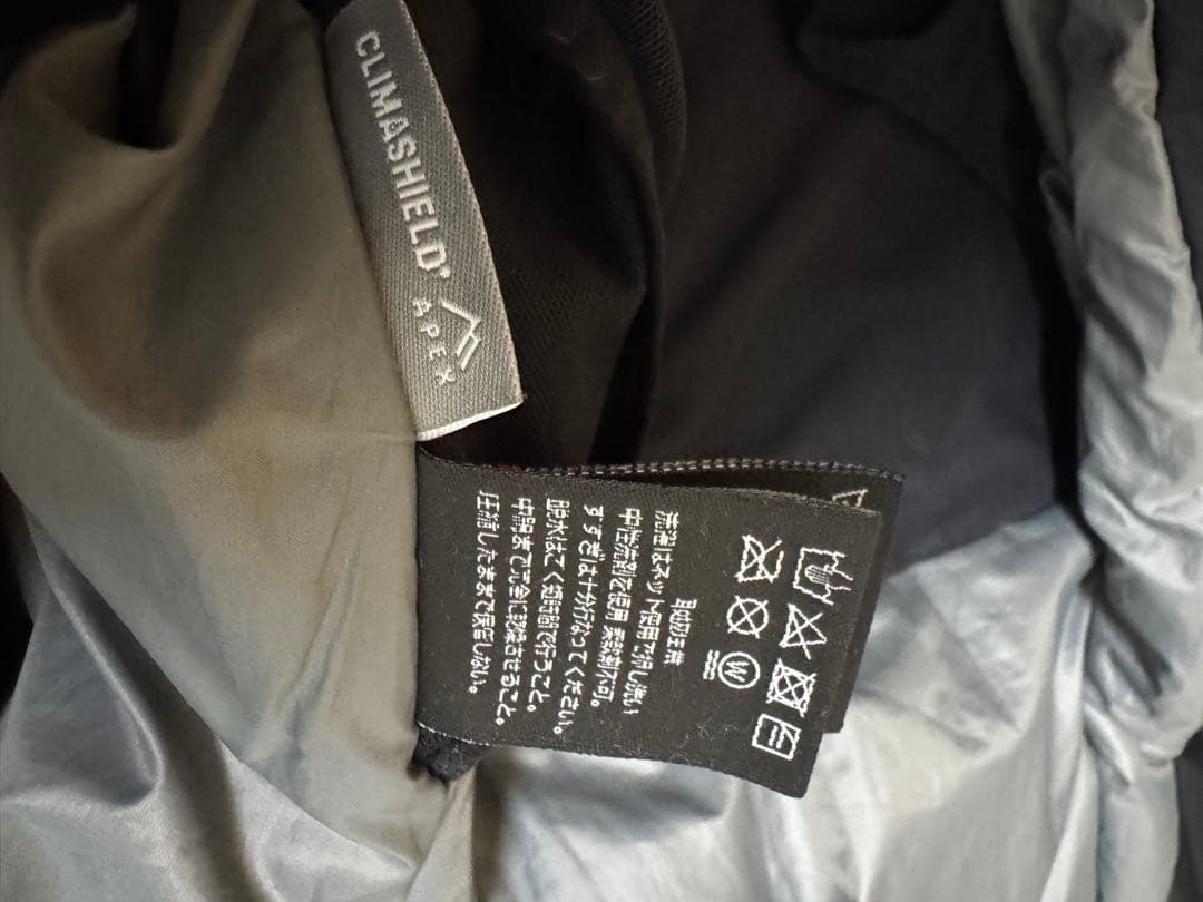 tilak ティラック　Svalbard Jacketスバルバードジャケット