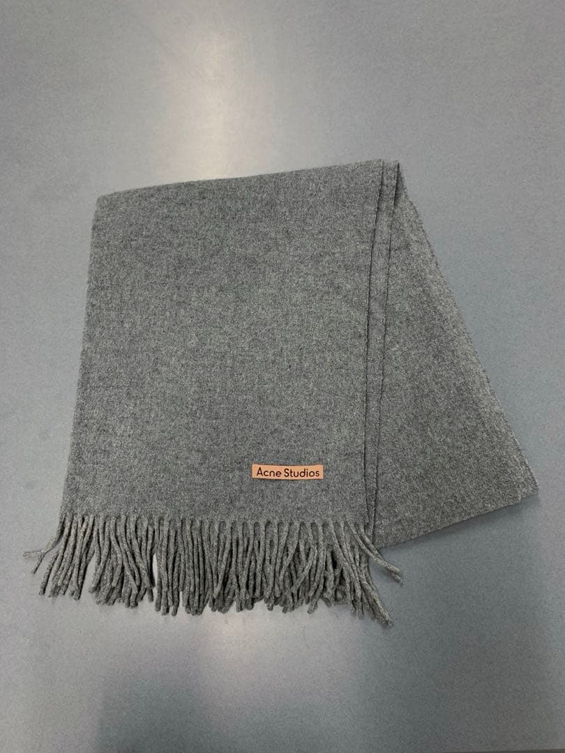 Acne Studios フリンジウールスカーフ オーバーサイズ CA0102