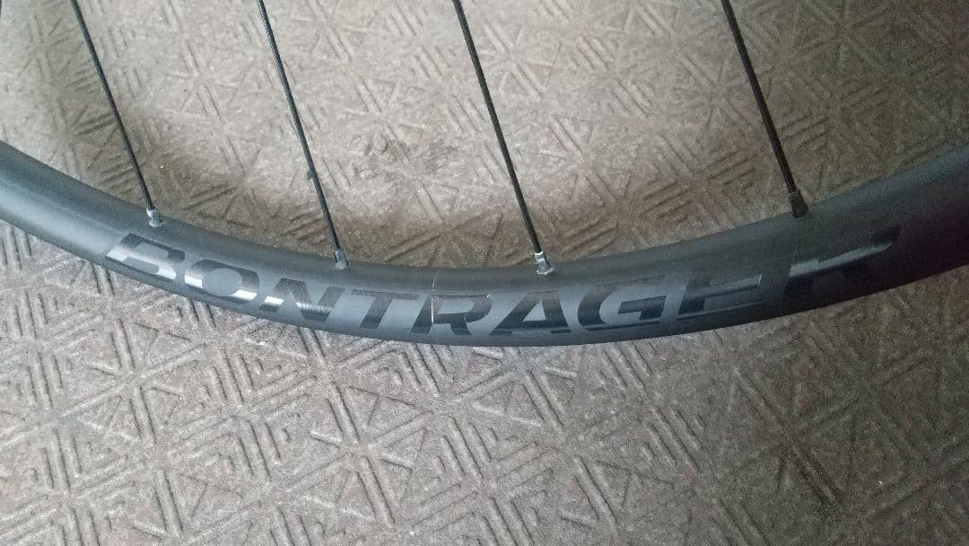 BONTRAGER PARADIGM 自転車ホイール サドル