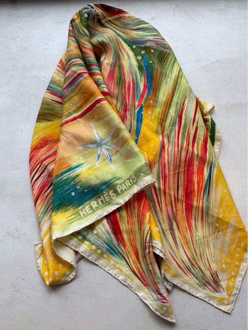 【美品】エルメス　カレ90スカーフFEUX DU CIEL 天の火　シルク