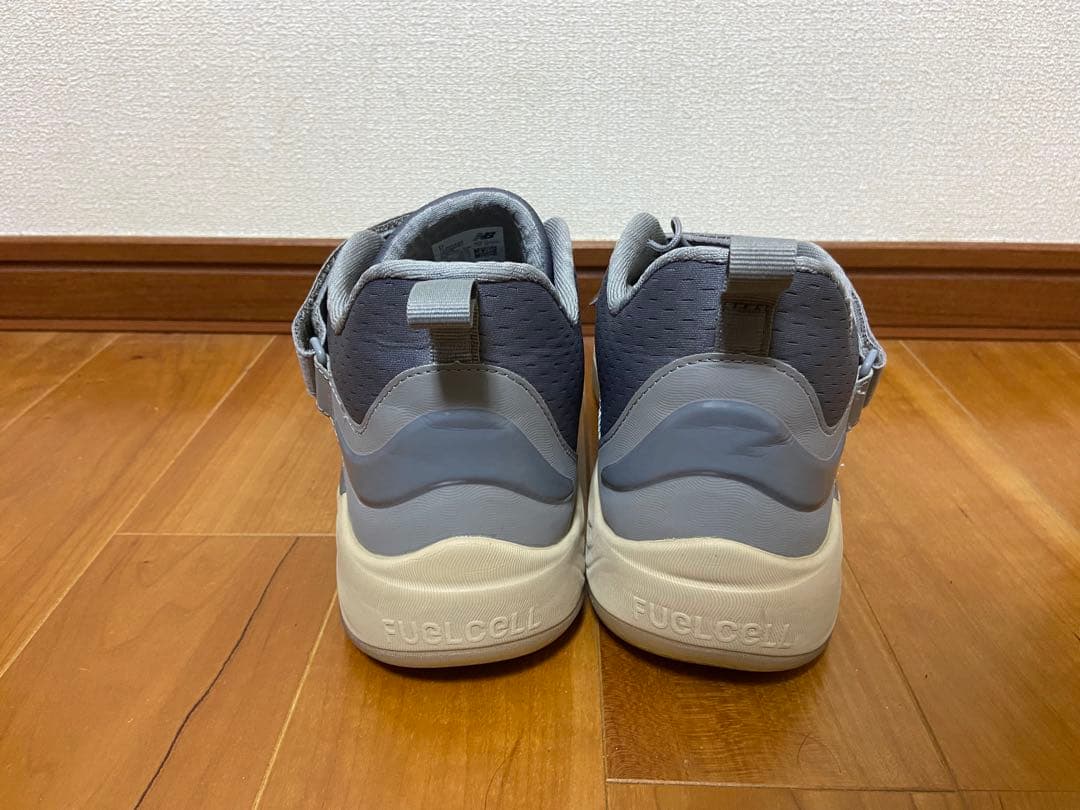 シューズ New Balance FuelCell Lindor 2 Pre-Game