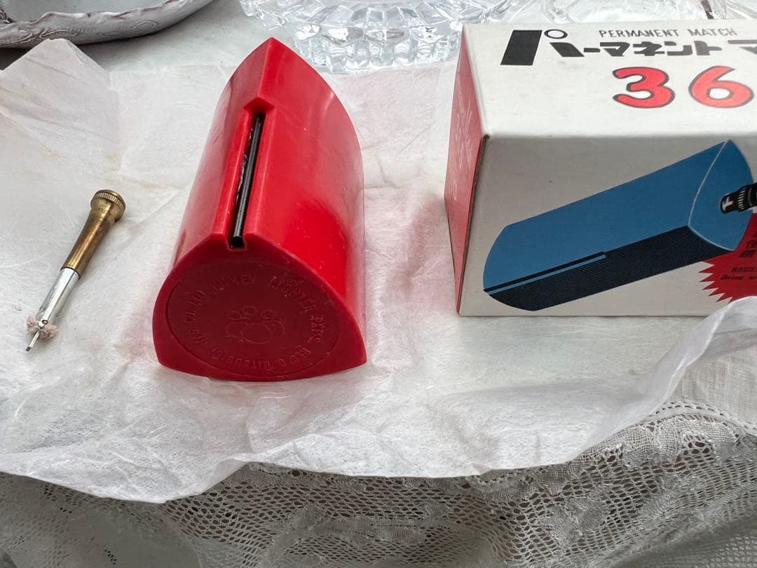 ②昭和の名品、現在廃盤の入手困難な三桐興業パーマネントマッチ新品未使用品です。