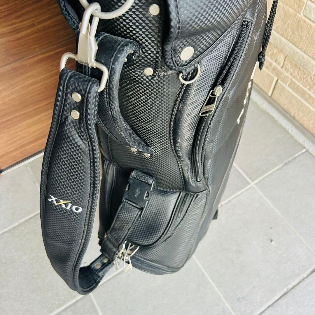 XXIO ゼクシオ GGC-X060 [キャディバッグ 軽量モデル ストライプ]