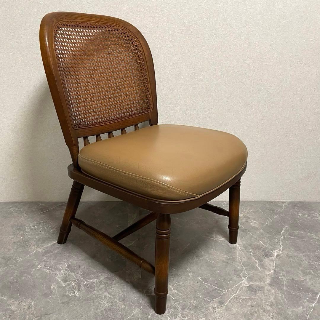 飛騨産業　キツツキ木製ダイニングチェアラタンバックチェア　ヴィンテージ古家具　①