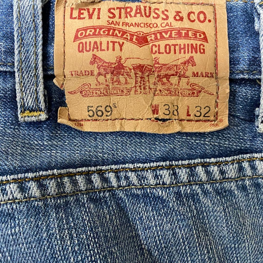 な*つ様 Levi'sリーバイス569 ルーズストレートデニムジーンズW38