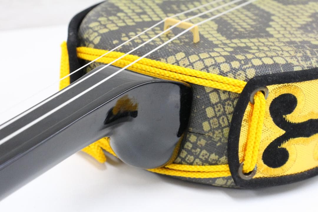 ▲美品 三線/さんしん 弦楽器 伝統音楽 民謡 沖縄三味線 和楽器 琉球音楽