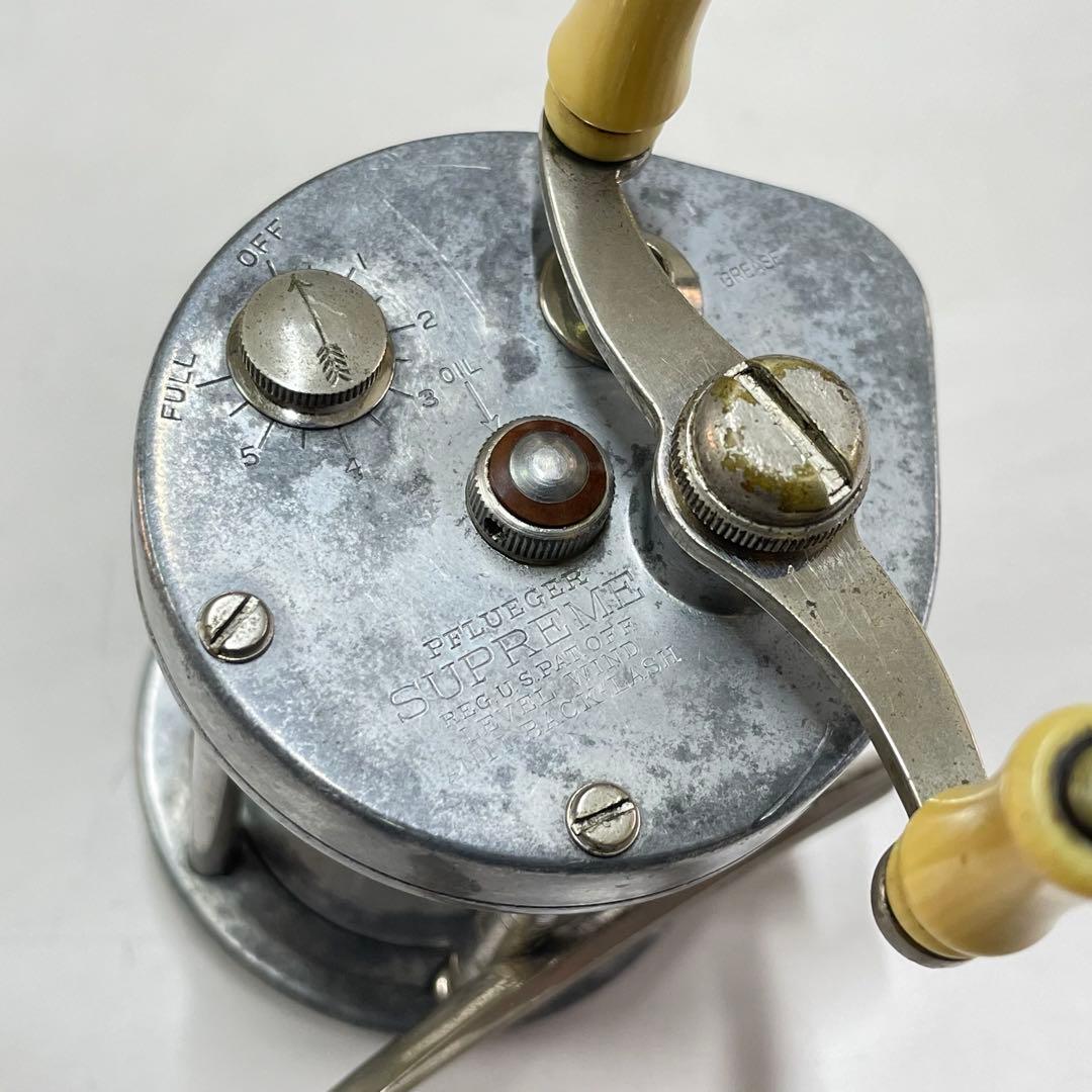 PFLUEGER SUPREME 1573 初期モデル