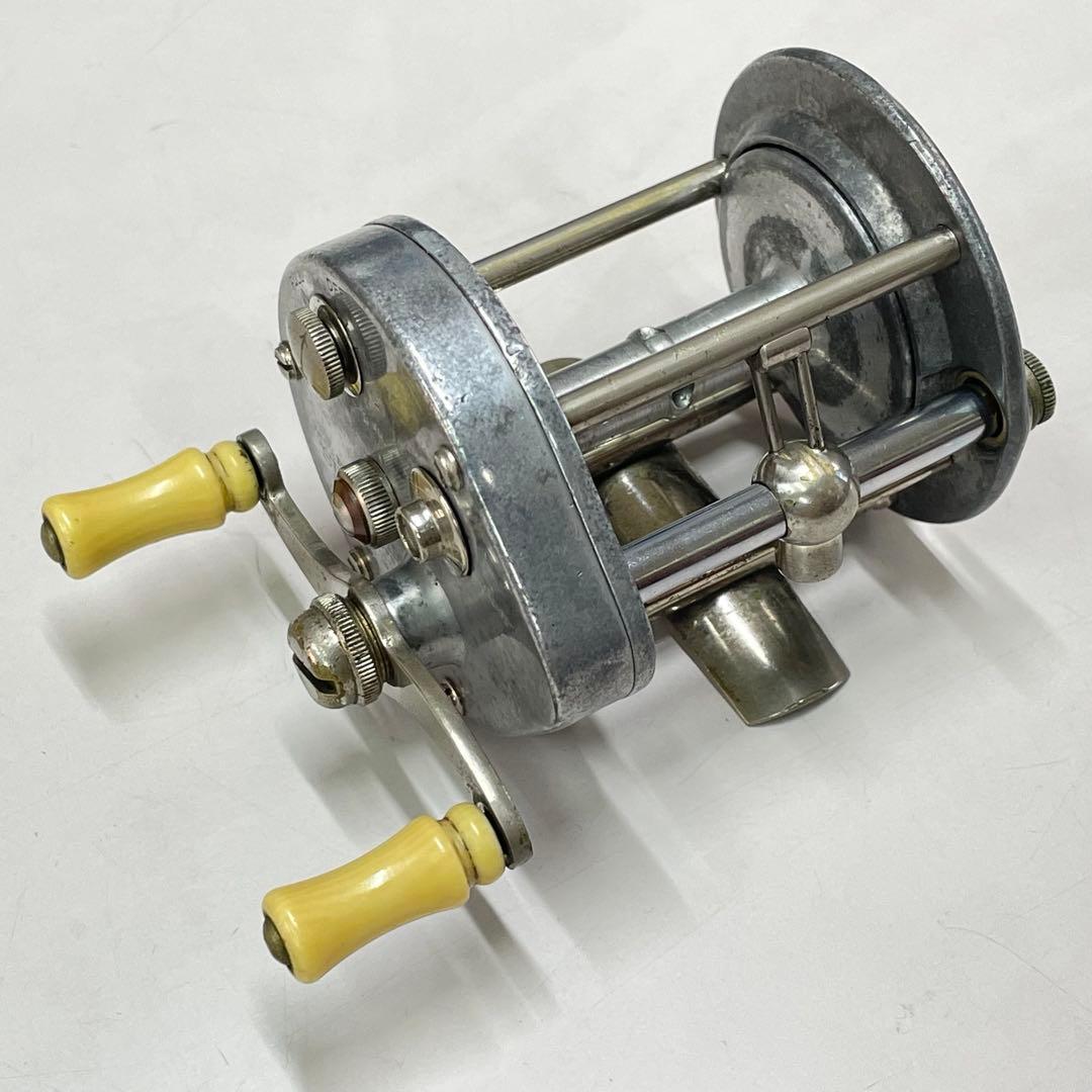 PFLUEGER SUPREME 1573 初期モデル