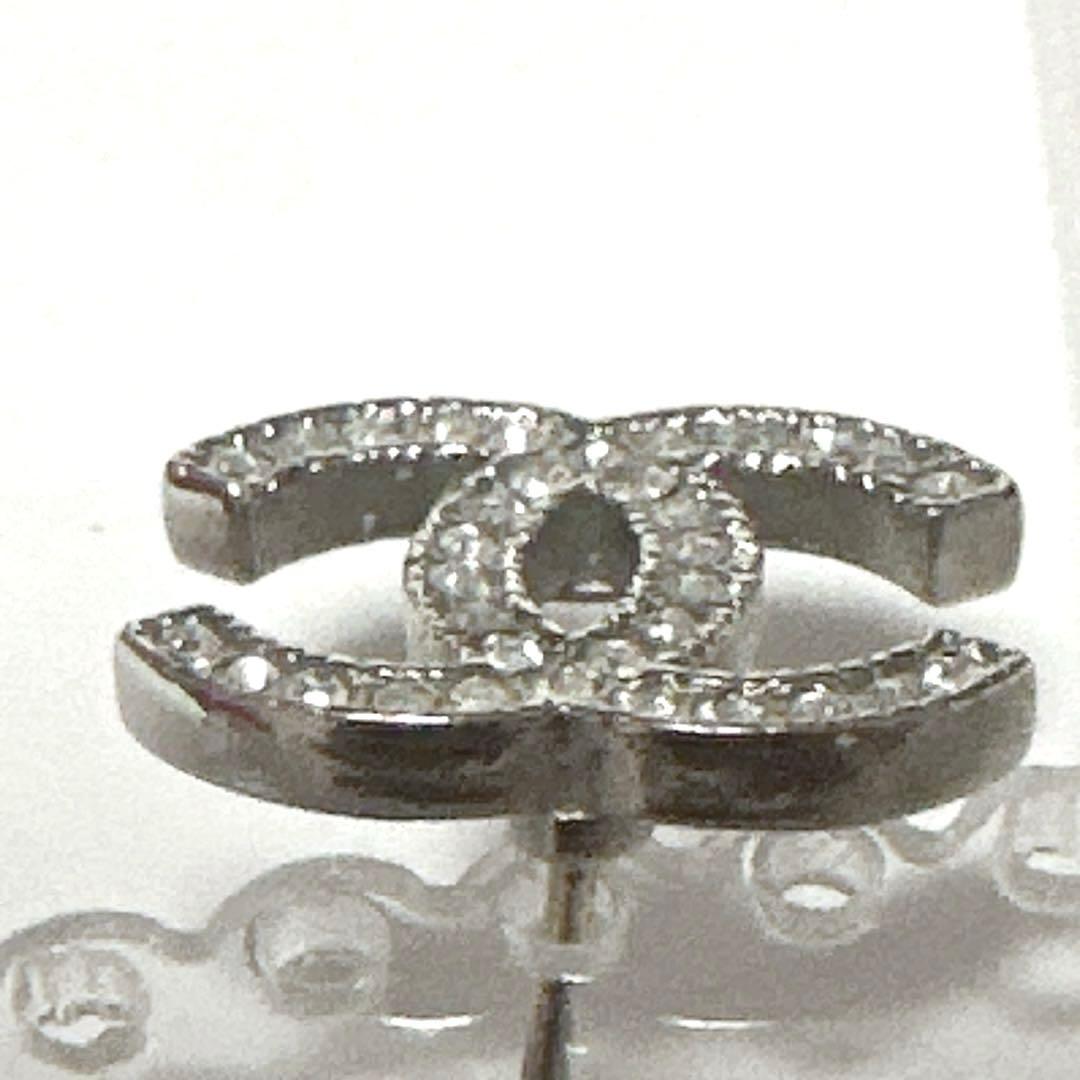 シャネル　CHANEL　ピアス　ココマーク　シルバー　メタル　ラインストーン