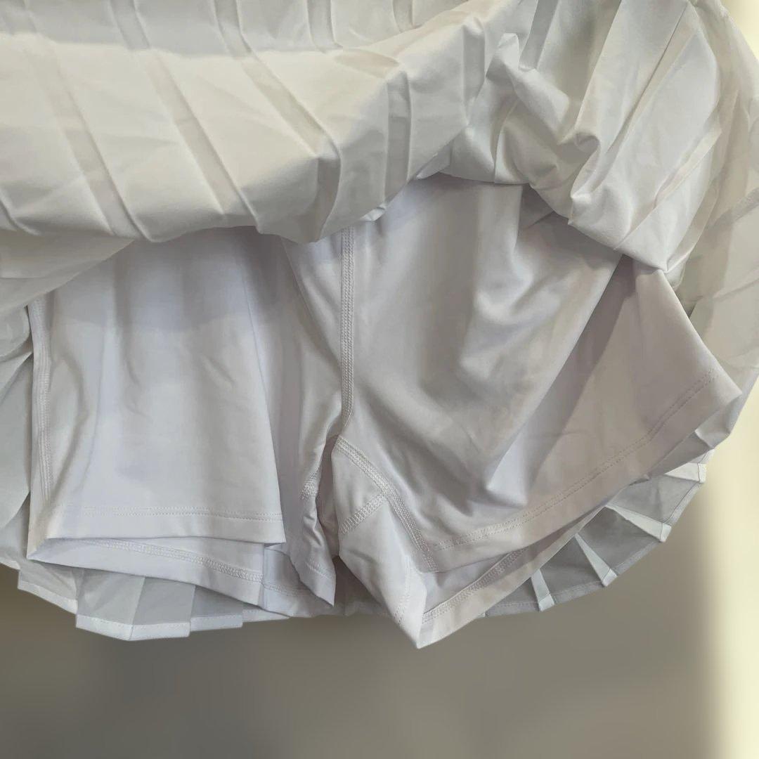 ラコステ　スコート　プリーツスカート