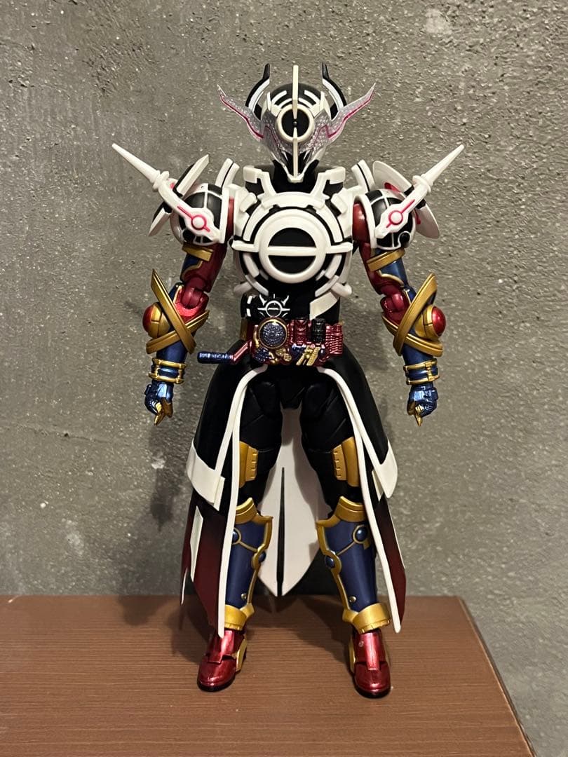 S.H.Figuarts 仮面ライダーエボル ブラックホールフォーム