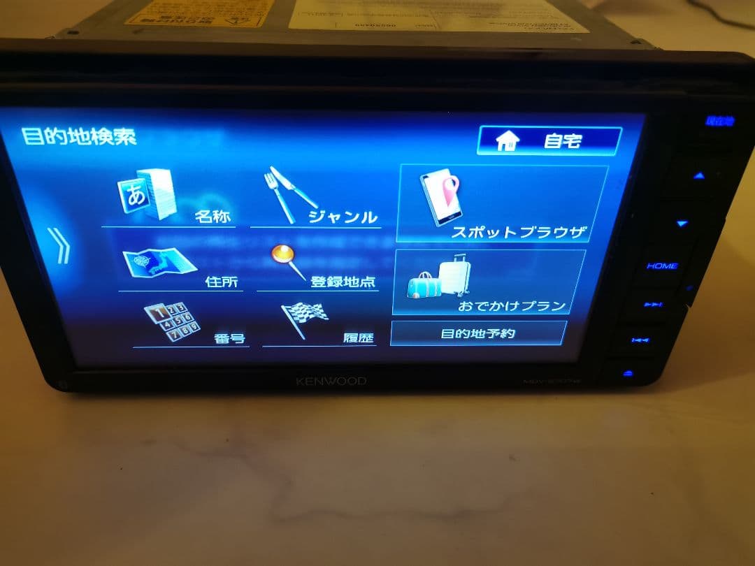 KENWOOD　カーナビ　MDV−S707W　2020年製
